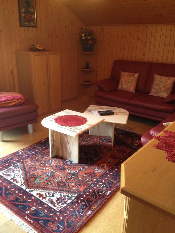 Staldenried Ferienwohnung חדר תמונה